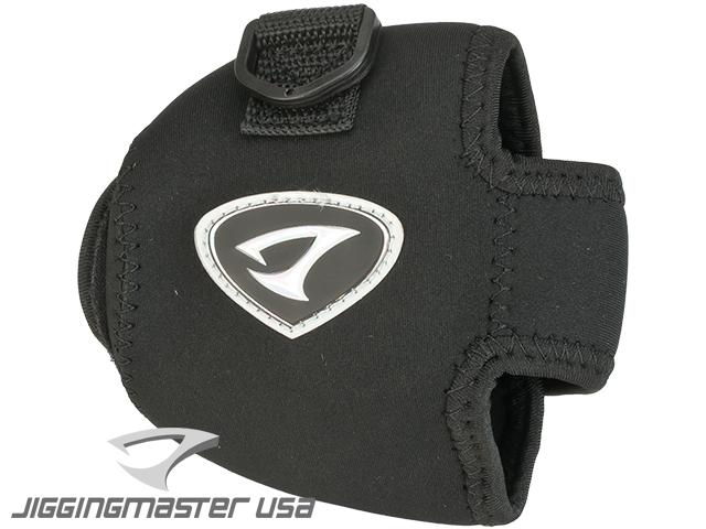 Jigging Master Neoprene Casting Reel Cover Pouch (Size: Large