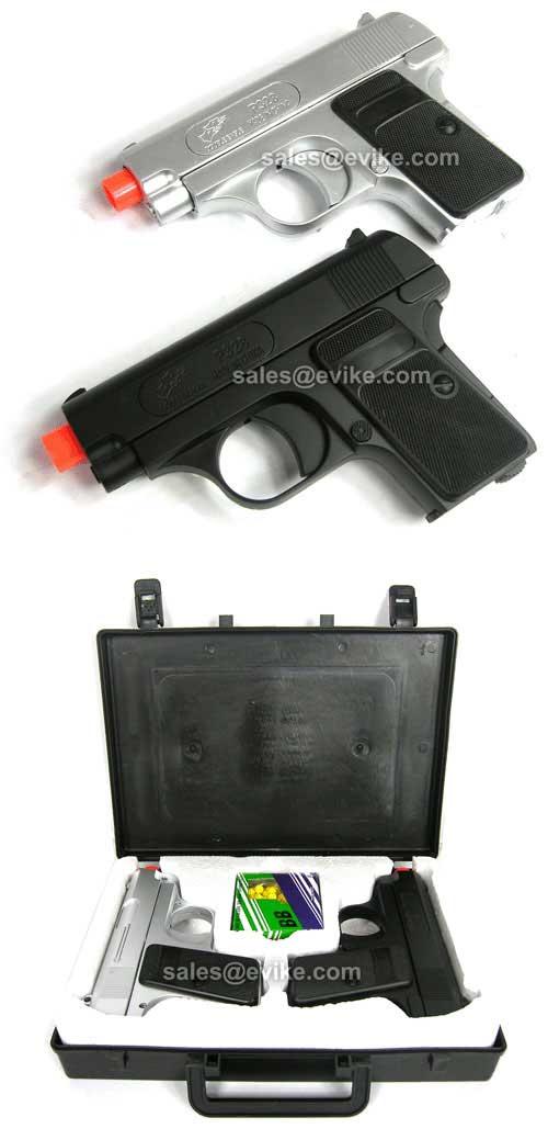 Double Eagle Airsoft Dual Pocket Pistol Set in Gun Case