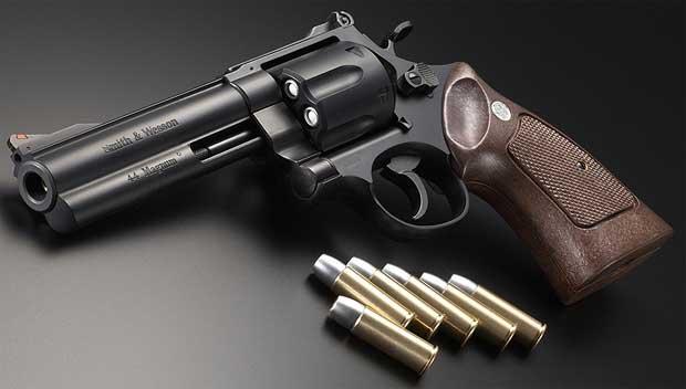 Airsoft Gun Magnum