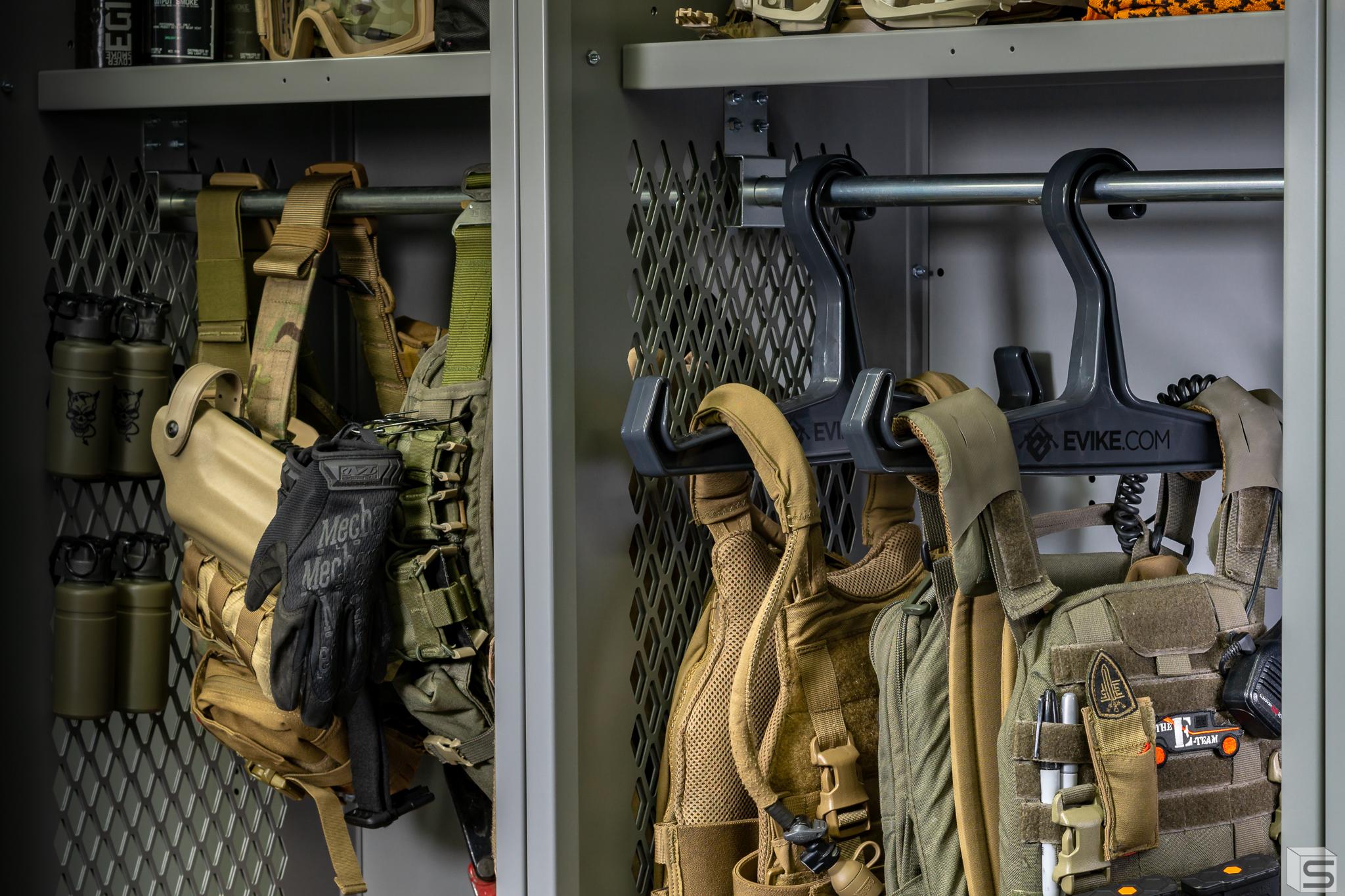 SuperStore Solutions Armor Plate Carrier Hanger (Color Urban