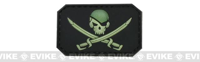 Matrix Skull and Swords PVC IFF Hook and Loop Patch (Color: Glow in the Dark)