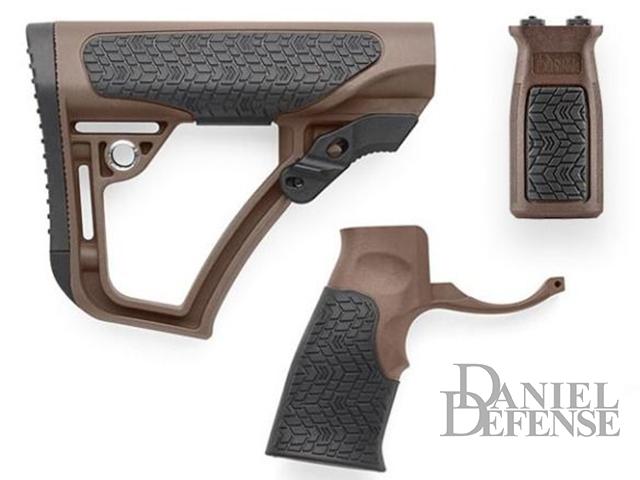 Daniel Defense Buttstock, Pistol Grip, & Vertical Foregrip AR-15 Furniture Combo (Color: Mil-Spec+ / M-LOK)