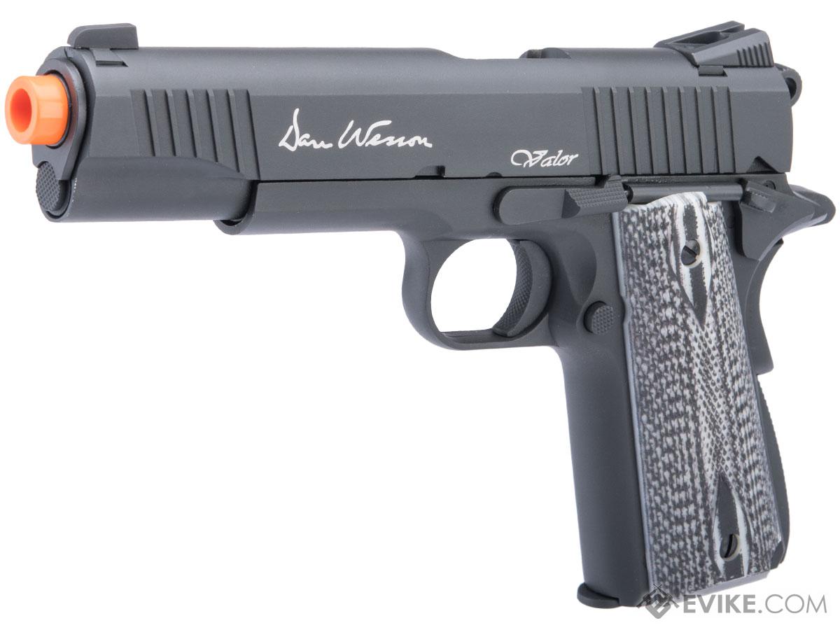 Dan Wesson Licensed Full Metal 1911 VALOR Custom Co2 Powered Airsoft Gas Blowback Pistol (Color: Black)