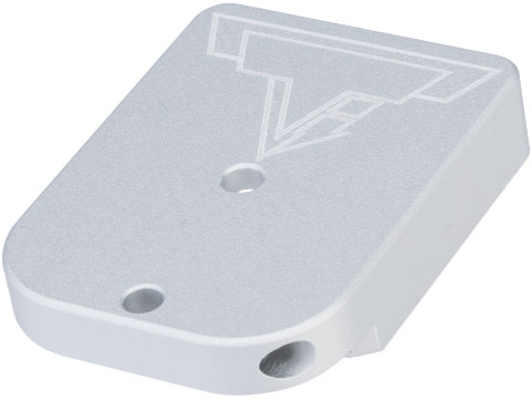 EMG / TTI Combat Master Magazine Base Plate for Hi-CAPA Gas Magazines (Model: Charging Port / Silver)