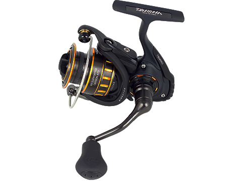 Daiwa BG Spinning Fishing Reel (Model: BG3000)