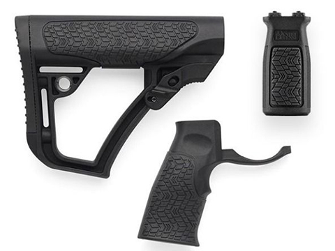 Daniel Defense Buttstock, Pistol Grip, & Vertical Foregrip AR-15 Furniture Combo (Color: Black / M-LOK)