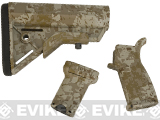 Dytac Furniture Kit w/ Short Grip for M4 and M16 Airsoft AEG Rifles (Color: Digital Desert)