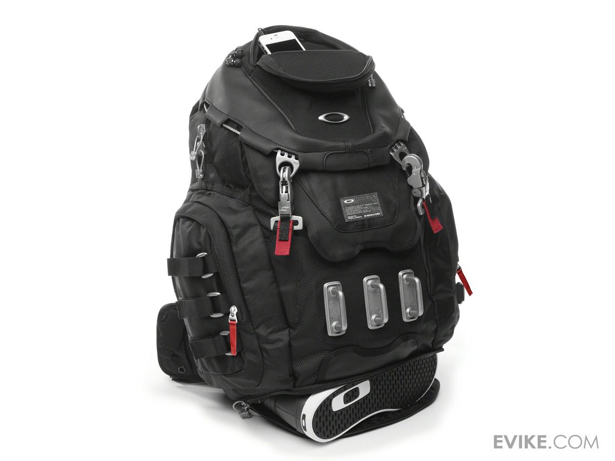 Oakley Kitchen Sink Backpack (Color Black), Tactical Gear/Apparel