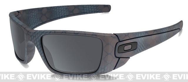 Oakley Fuel Cell Sunglasses (Color: Oakley SI x Daniel Defense Ultra Blend Black Cerakote w/ Black Iridium)