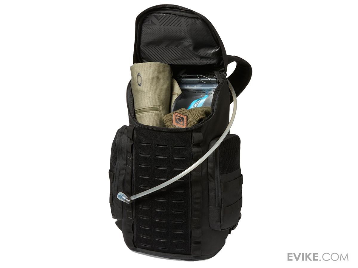 Oakley Link Pack Miltac (Color: Khaki), Tactical Gear