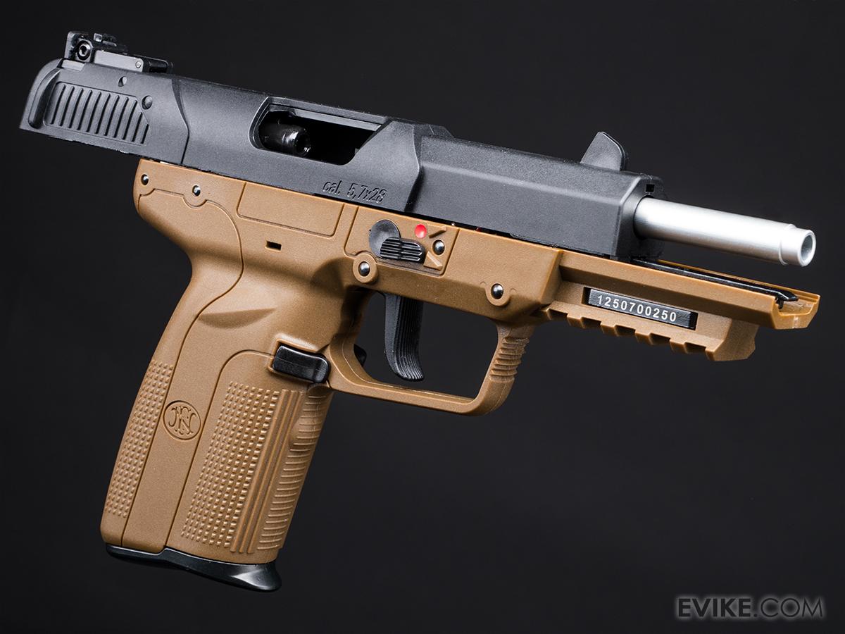 Five-seveN フラットダークアース ガスブローバック FN x Five-seveN® Airsoft GBB Pistol - Cybergun (Color: Flat Dark