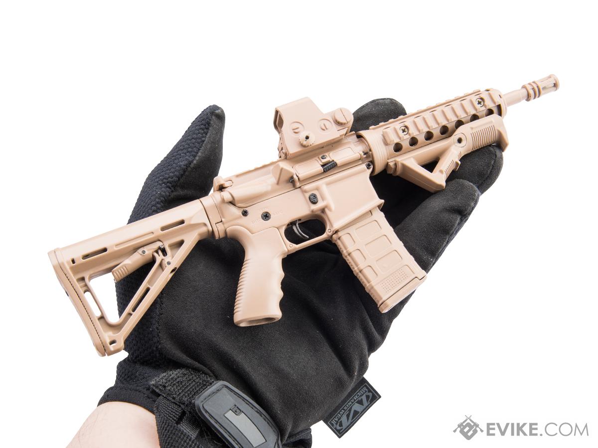 GoatGuns 1 3 Scale Die Cast Model Model AR 15 Flat Dark Earth