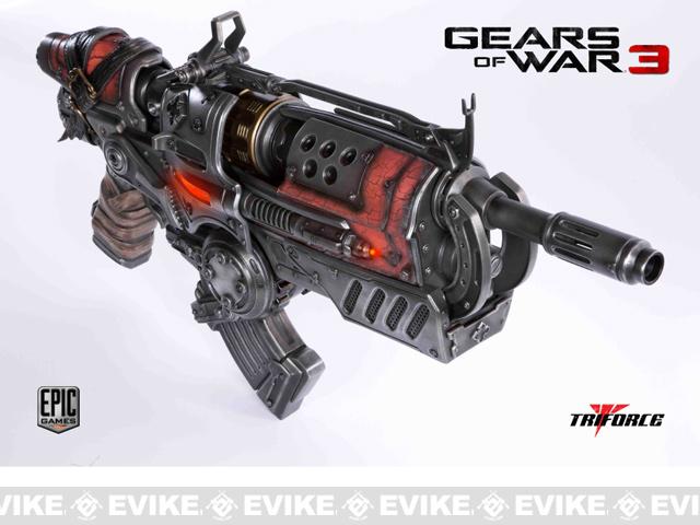 z TriForce Limited Edition Gears of War 3: Locust Hammerburst II Full Scale Replica