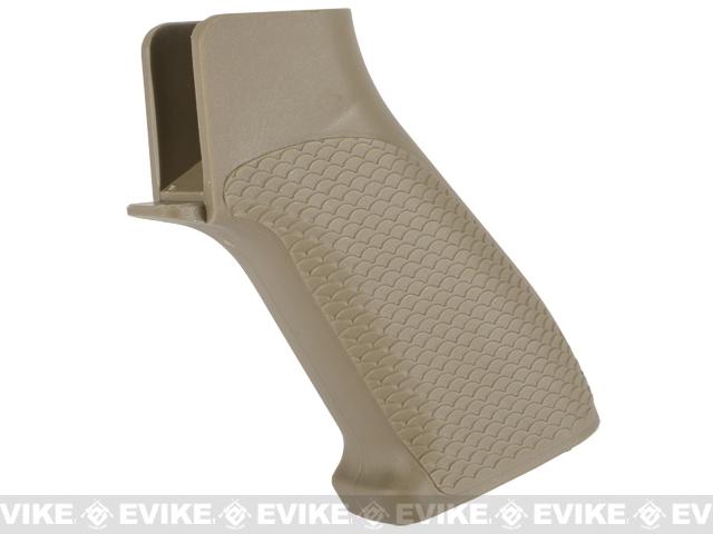 G&P Snake Skin Pistol Grip for M4 / M16 Series Airsoft AEG Rifles (Color: Sand)