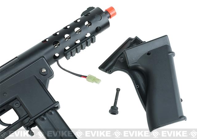 Echo1 General Assault Tool (GAT) Airsoft AEG Sub Machine Gun (Color:  Black), Airsoft Guns, Airsoft Electric Rifles -  Airsoft Superstore