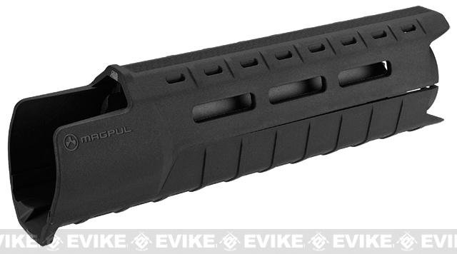 Magpul MOE-SL Handguard - Carbine Length for AR15 / M4 Series (Color: Black)
