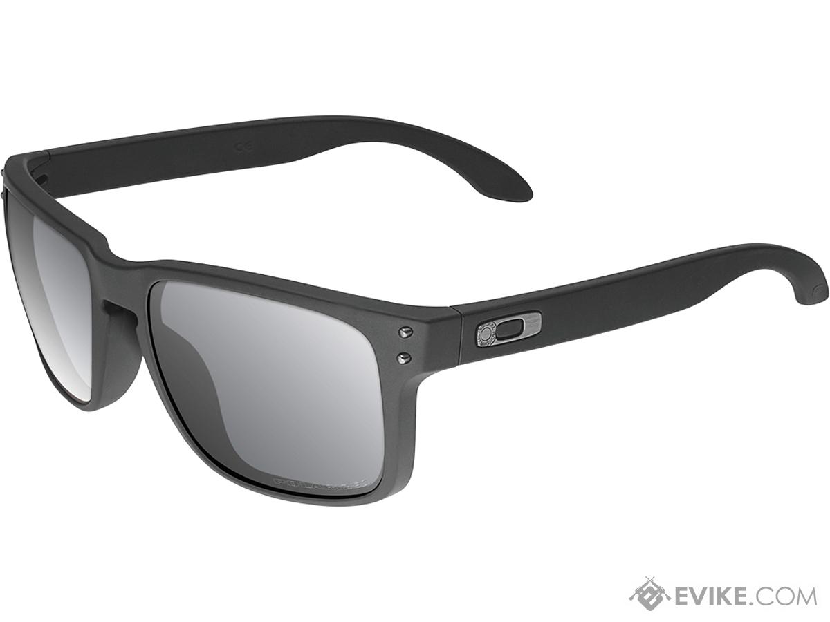 oakley gray polarized lens