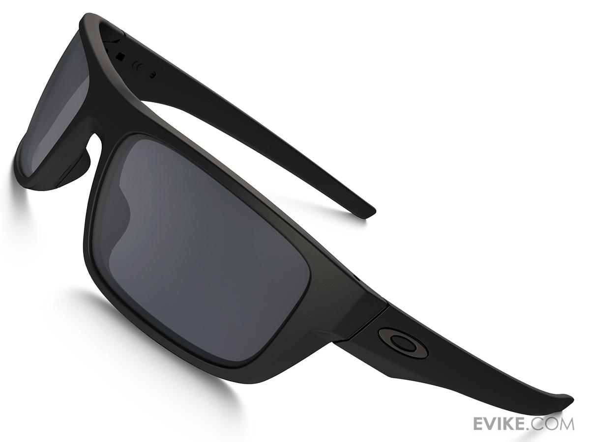 Sunglasses (Color: Matte Black / Gray 