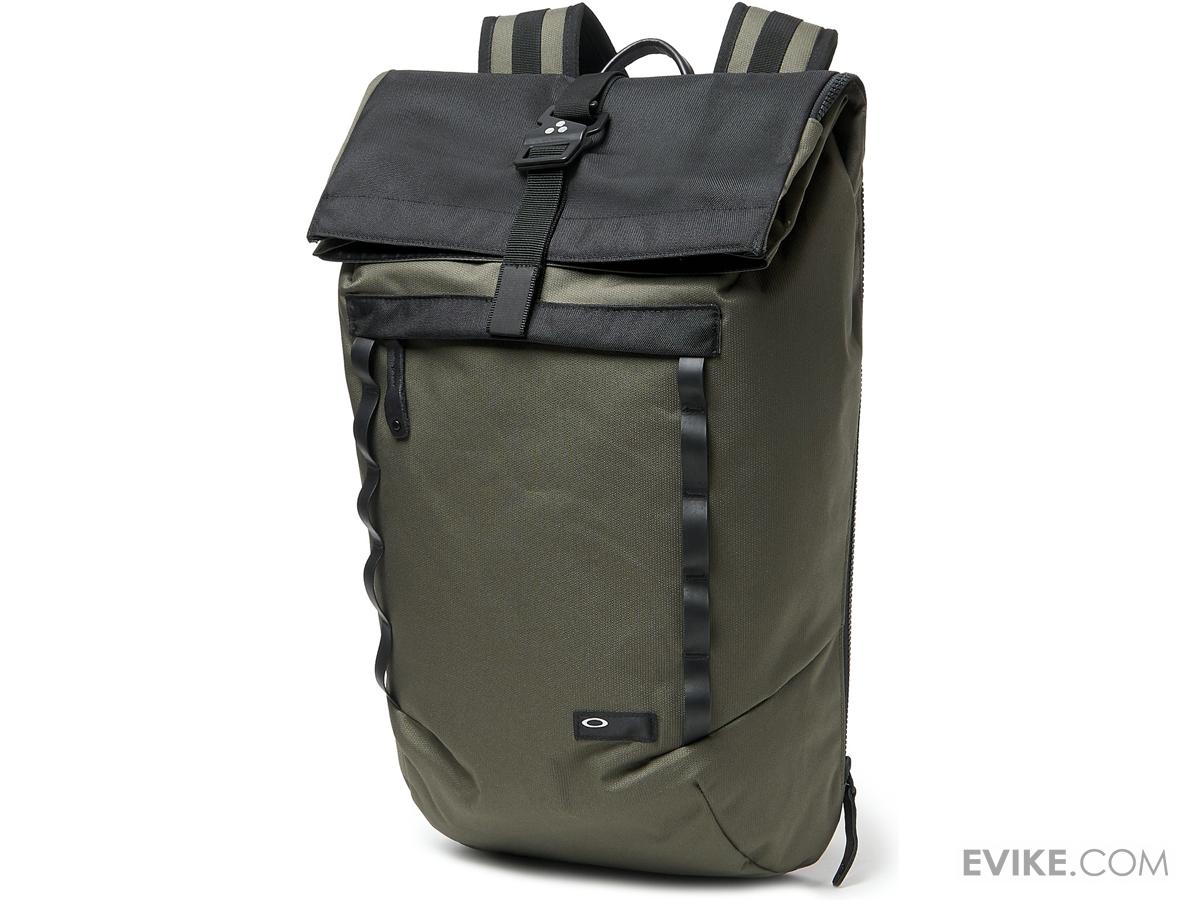 Oakley Voyage 23L Roll Top Backpack (Color Dark Brush), Tactical Gear