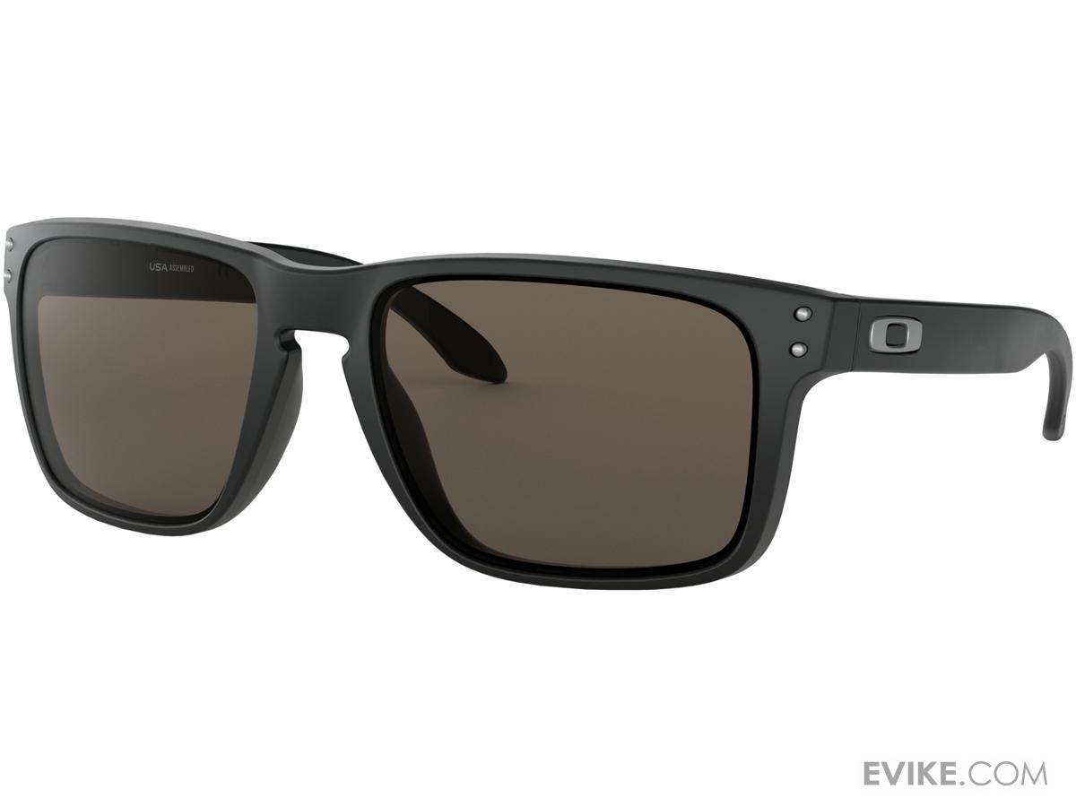 oakley large frame sunglasses