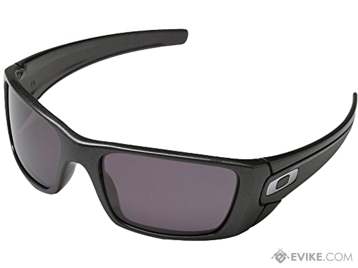 Oakley Fuel Cell Sunglasses (Color: Matte Black / Prizm Grey Polarized)