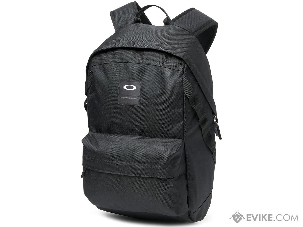 Oakley Holbrook 20L Backpack (Color: Blackout)