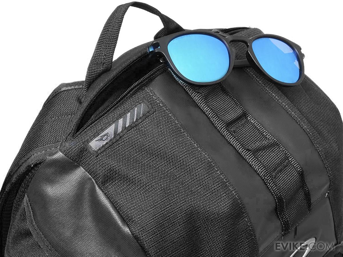 Oakley Gearbox LX Backpack (Color Blackout), Tactical Gear/Apparel