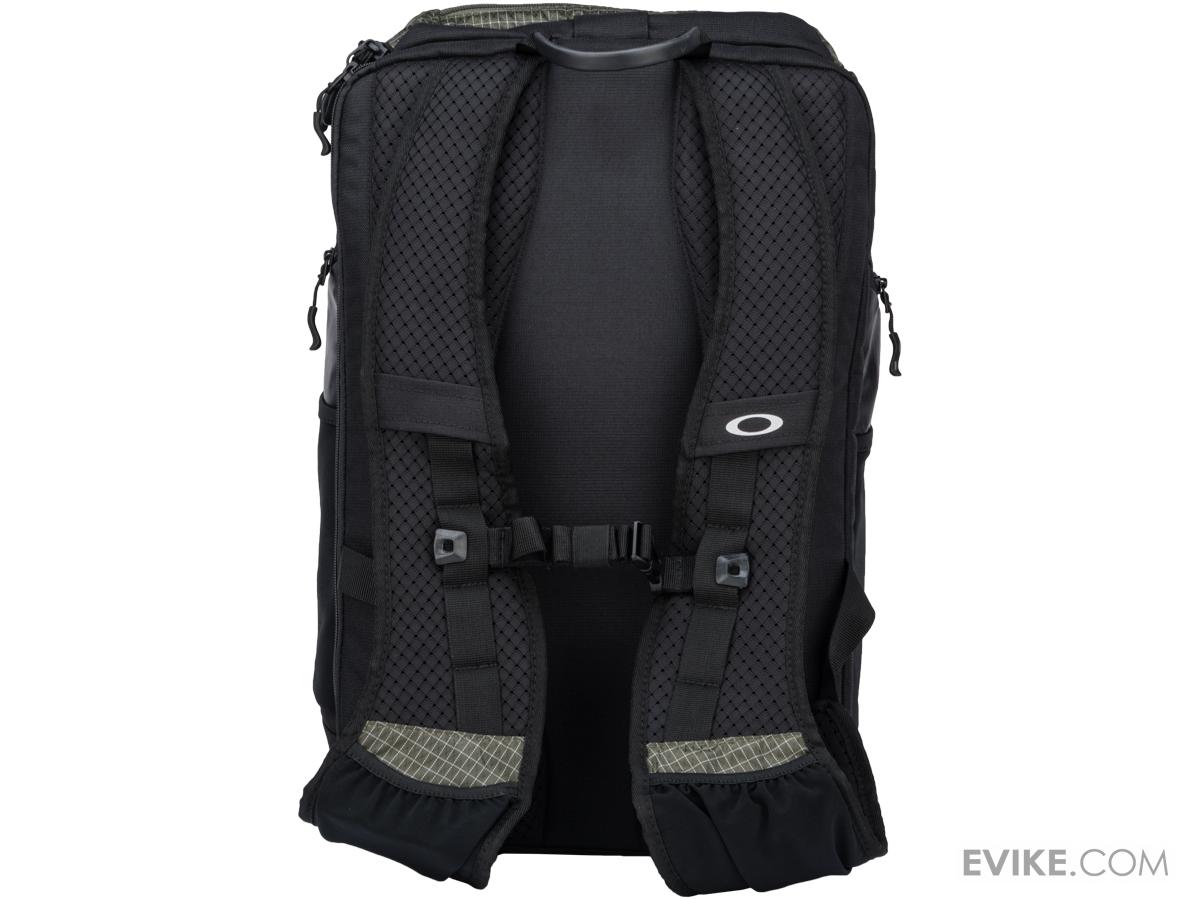 Oakley Link Backpack (Color Dark Brush), Tactical Gear/Apparel, Bags