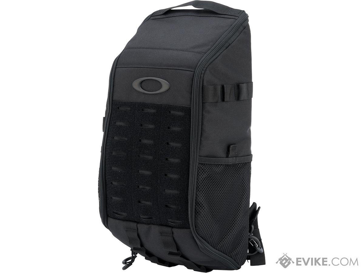 oakley mens sling bag