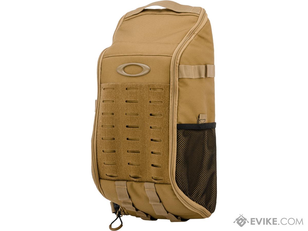 Oakley Extractor Sling Pack 2.0 (Color: Coyote)