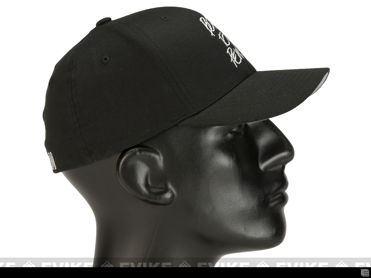 small medium hat size