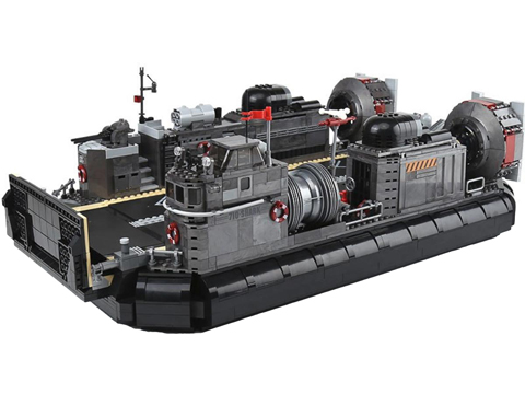 XingBao Collectible Building Block Set (Style: Amphibious Transport Ship)